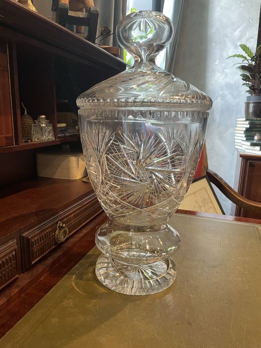 Stary kryształowy wazon/ pączówka PRL