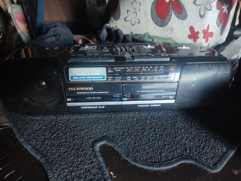 Radio z 80 lat sprawne i zadbane wysyłka