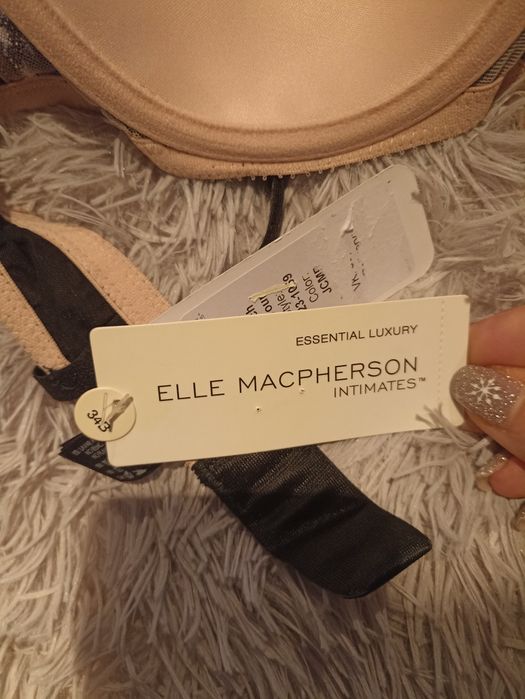 Biustonosz beżowo-czarny  Elle Macpherson 75B