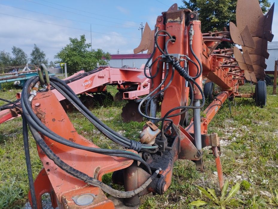 Плуг оборотний KUHN Gellenger JO570, 2007р