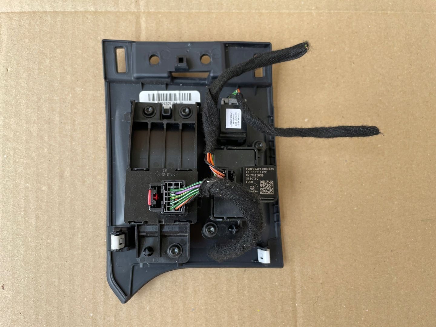 DODGE RAM 1500 2019-2024 PANEL PRZYCISK HAMULCA RĘCZNEGO PRZYCISK CARGO