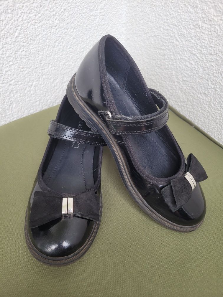 Baleriny lasocki r. 32 stan bdb czarne z Kokarda eleganckie