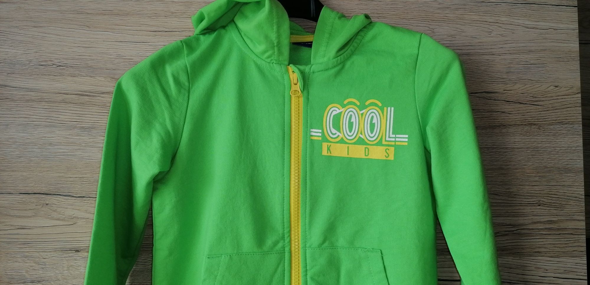 Bluza nieocieplana roz. 110/116 stan jak Nowa