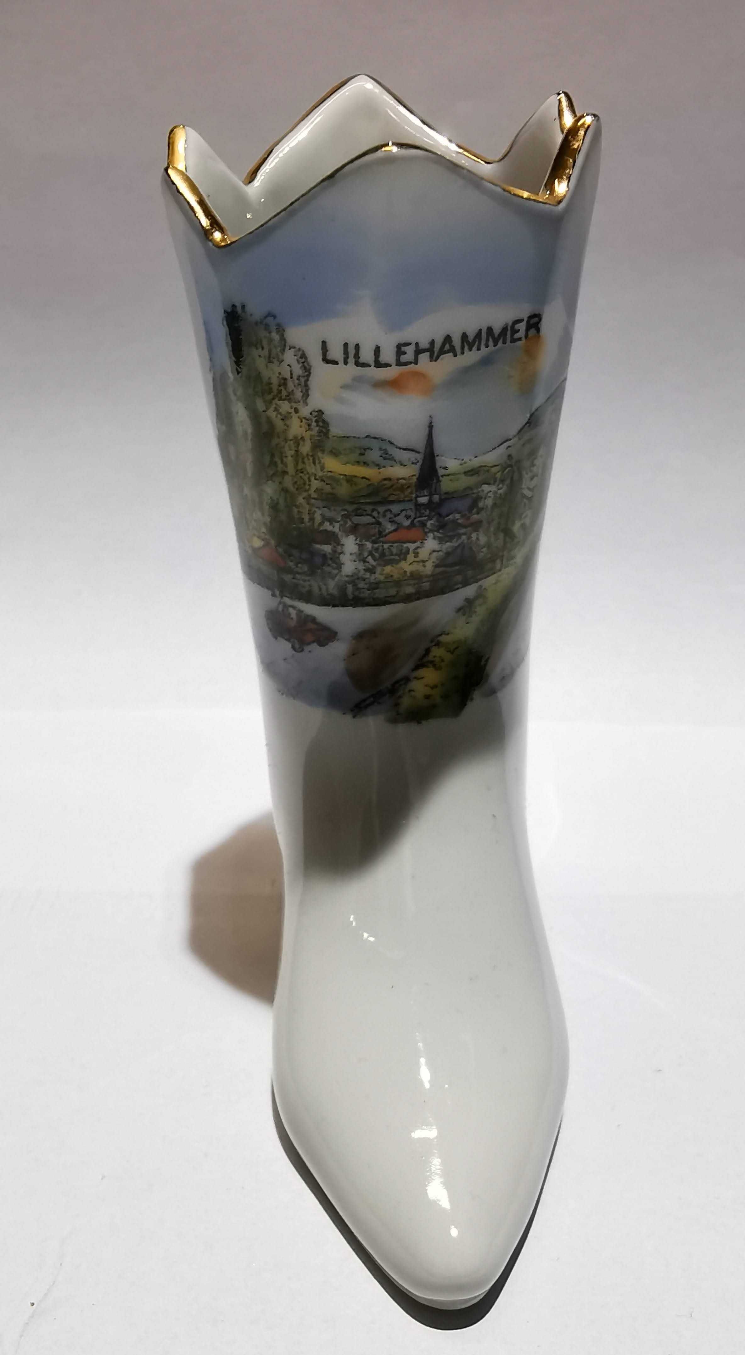 Figurka porcelana bucik Lillehammer Norwegia