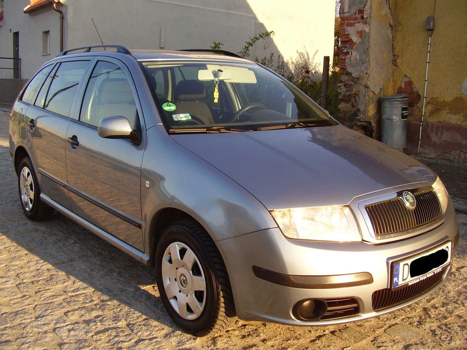 SKODA FABIA Lift 1,4 75KM Klimatyzacja Serwis Zarejestrowana! Ładna!!