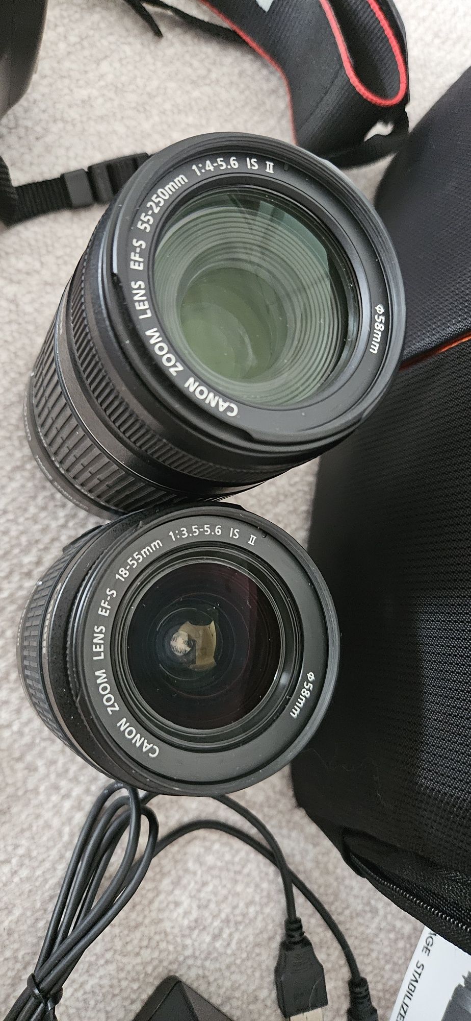 Canon Eos 1100D + Canon EFS 18-55 mm + Canon EFS 55-250 mm