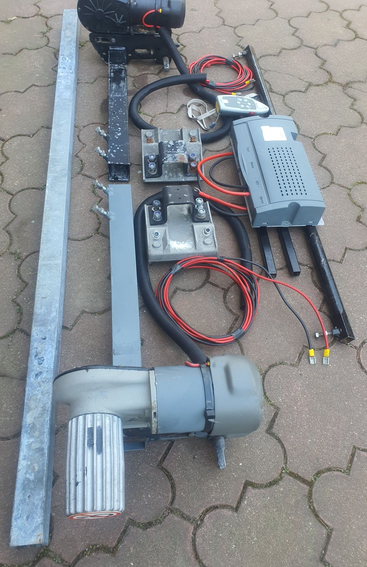 Mover napęd elektryczny do przyczepy kempingowej Truma