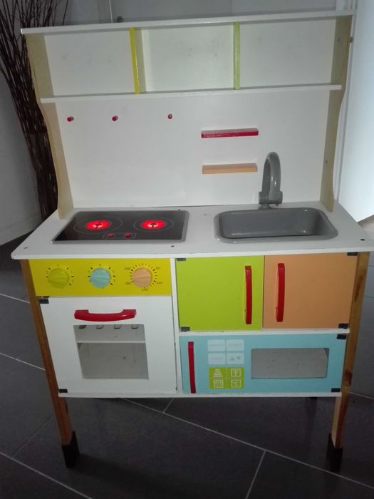 Kuchenka do zabawy