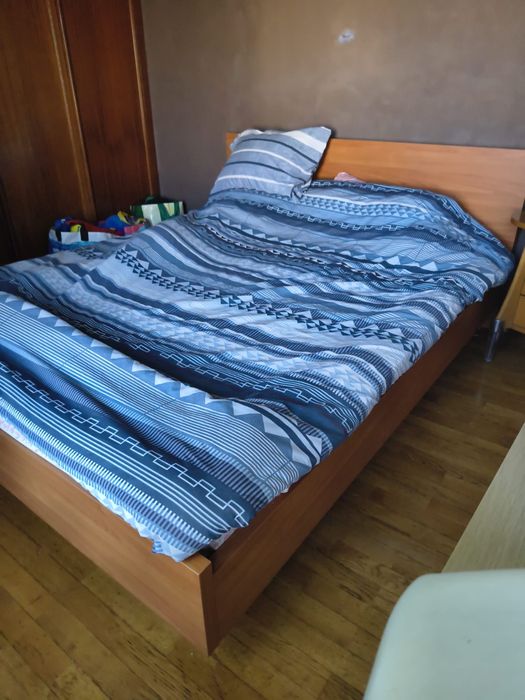 Cama casal com colchao *Urgente*