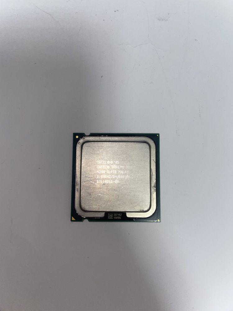 Intel core 2 duo e4300 + оригінальний кулер