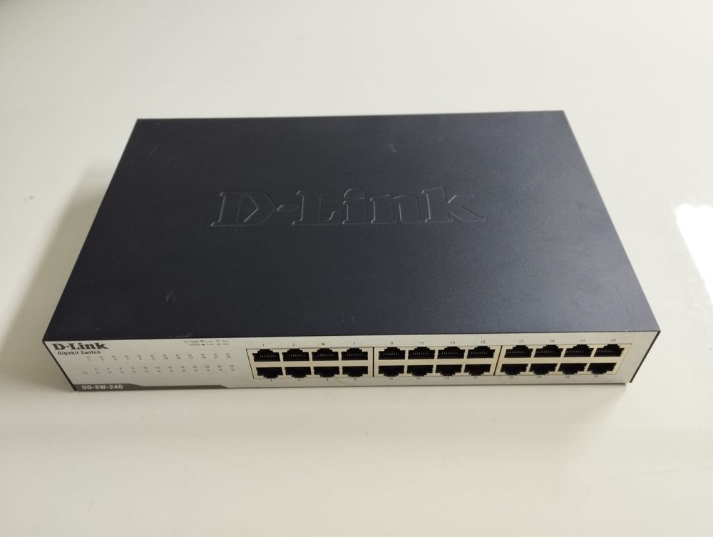 Switch Router 24 portas da D-LINK