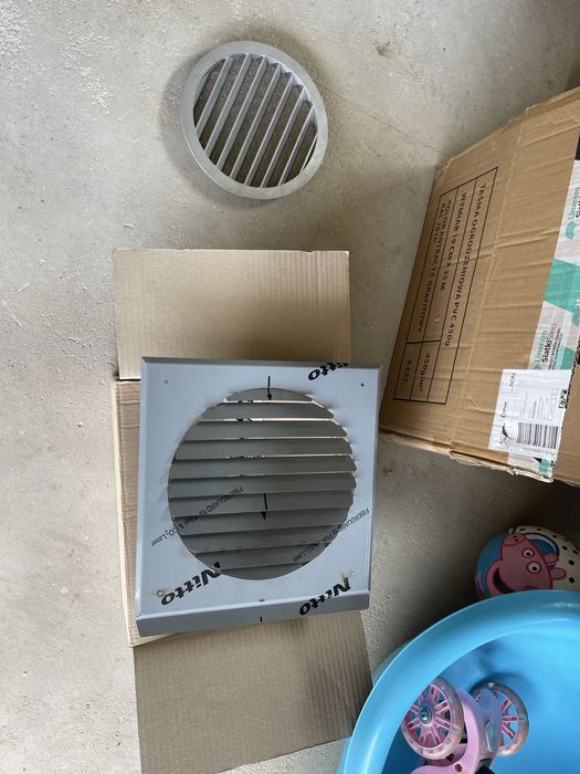 Czerpnia wyrzutnia z okapnikiem fi245 nowa