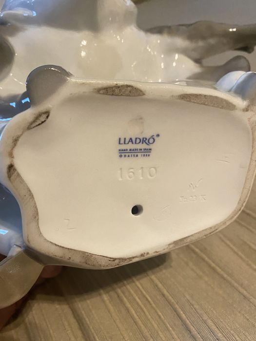 Lladró 1610 - estatueta de porcelana  "voo para o Egito"