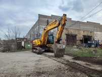 JCB JS 220 LC гусеничный