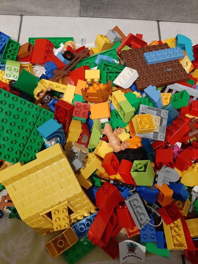 LEGO Duplo 10,5kg figurki, zwierzęta