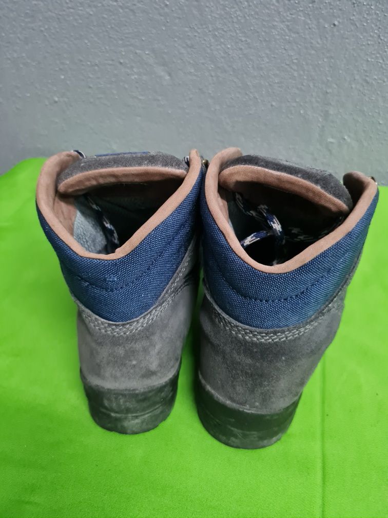 Botas de montanha 39