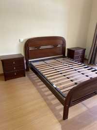 Mobilia quarto ( cama e mesinha cabeceira)