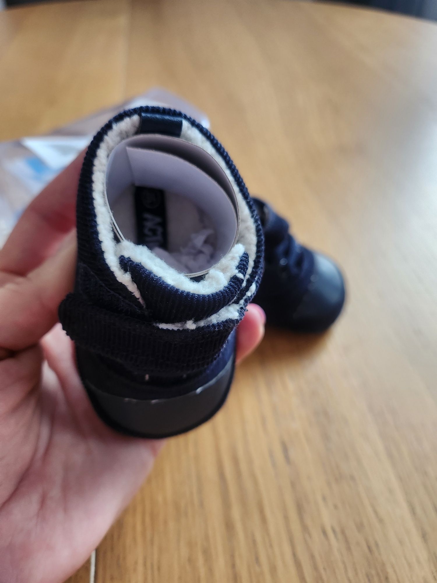 Nowe buty butki chrzest r.16