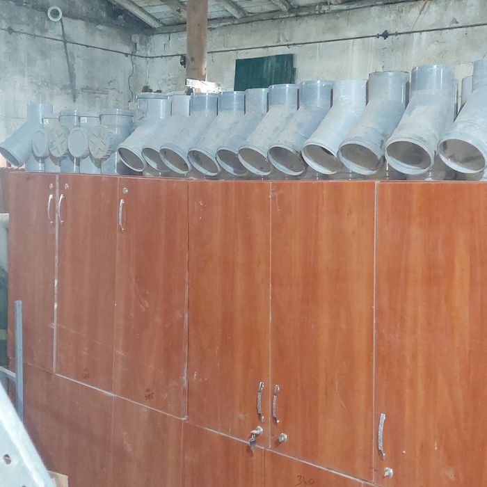 Шкафи  тумбочки для інструментів