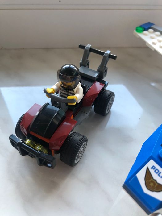 Лего сити 60208 Воздушная полиция арест парашютиста