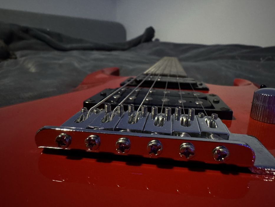 Gitara Cort X-1 (XCort)