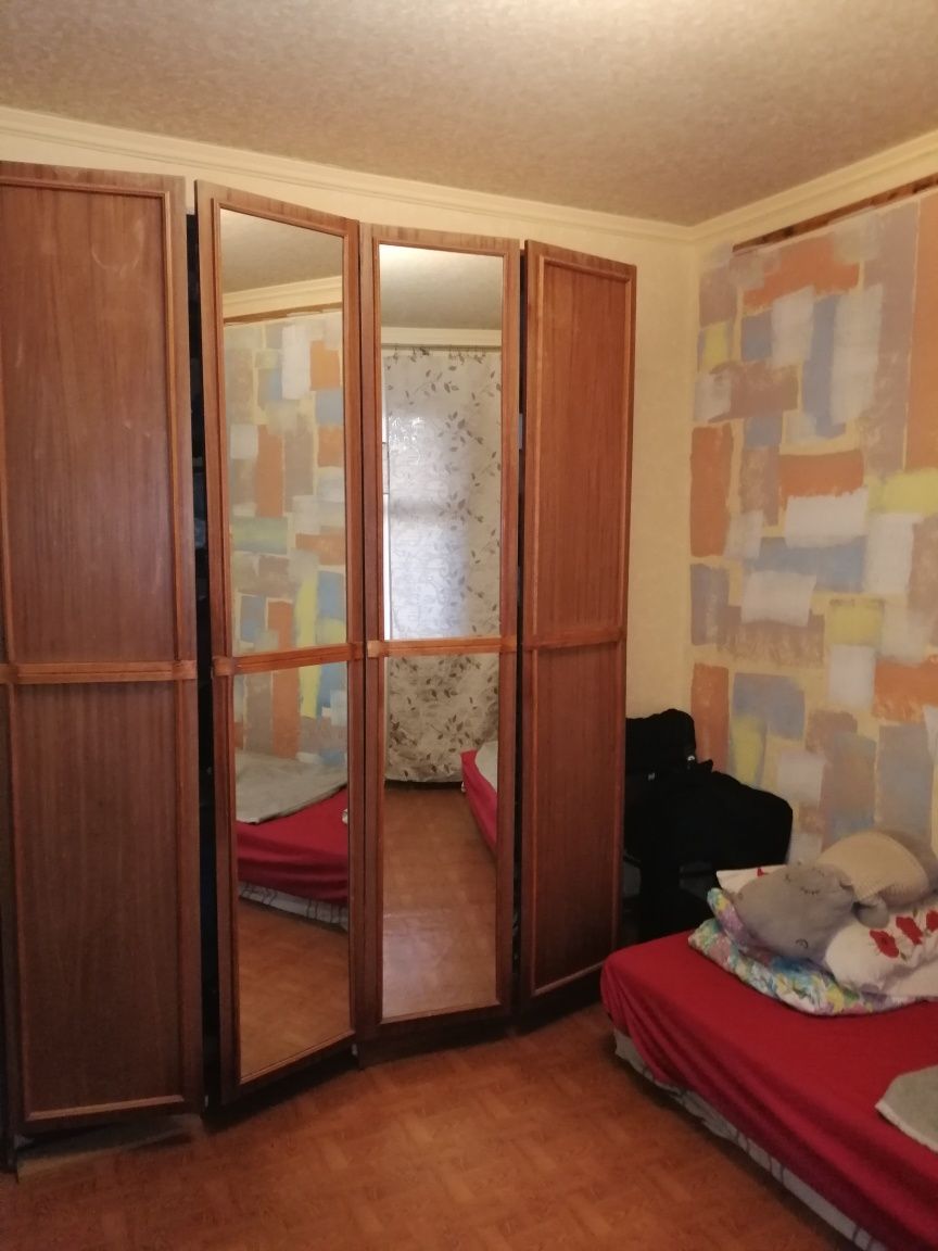 Продам 3 ком. квартиру. Каменское. Левый берег. 2 этаж. ОСББ.