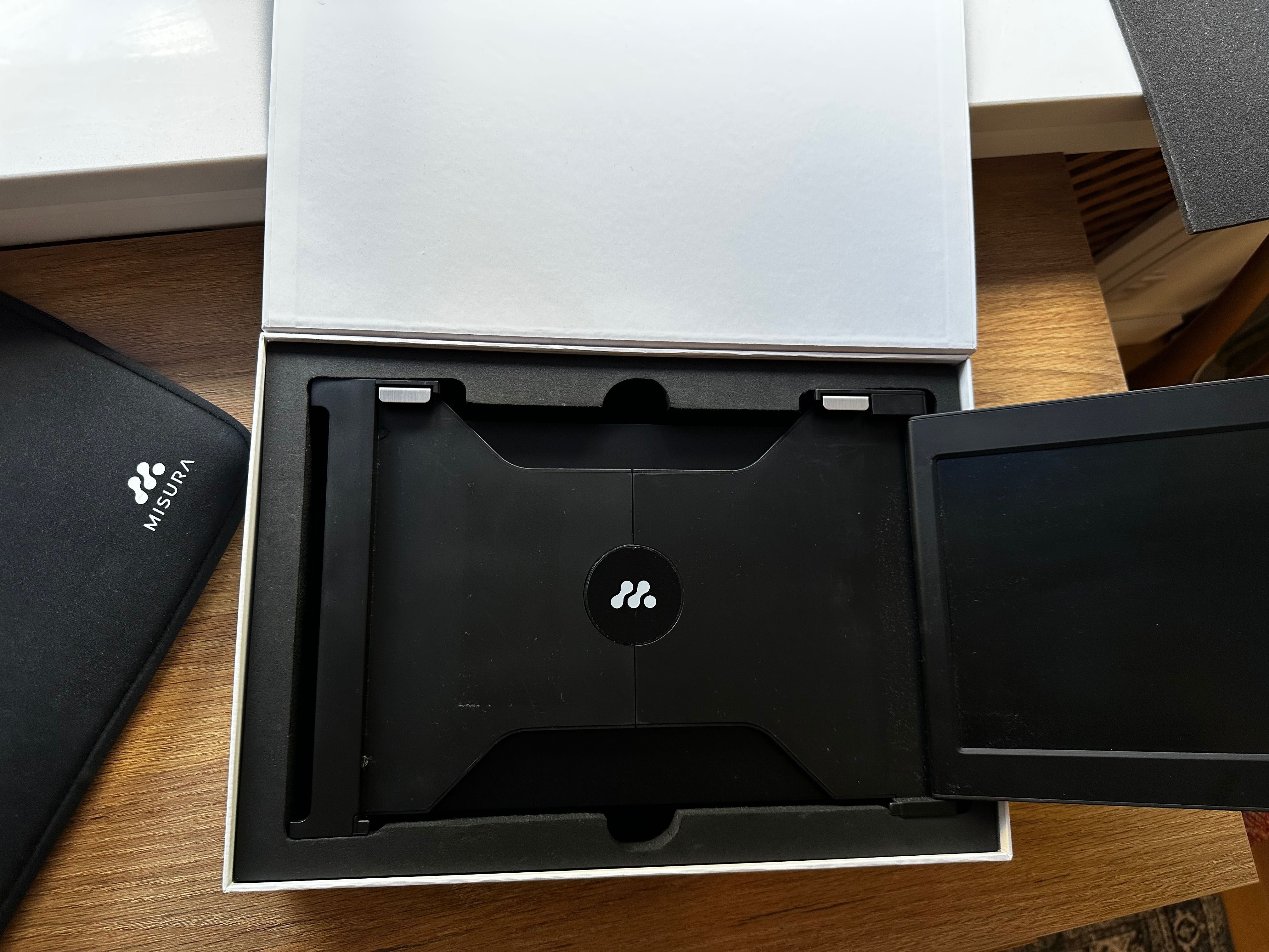 Portable Tri-Screen for Laptop Model: 3M1106D