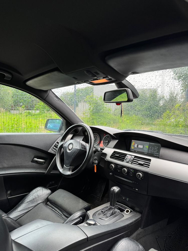 BMW E60 530d 3.0 Diesel * Duża Navi * Pół Skóra * Automat