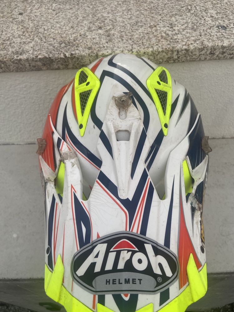 Capacete de Enduro AIROH