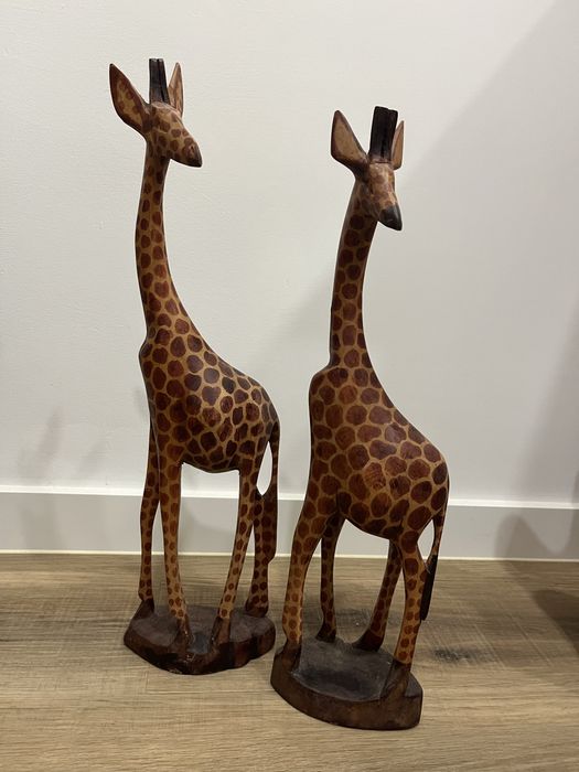 Girafas em madeira