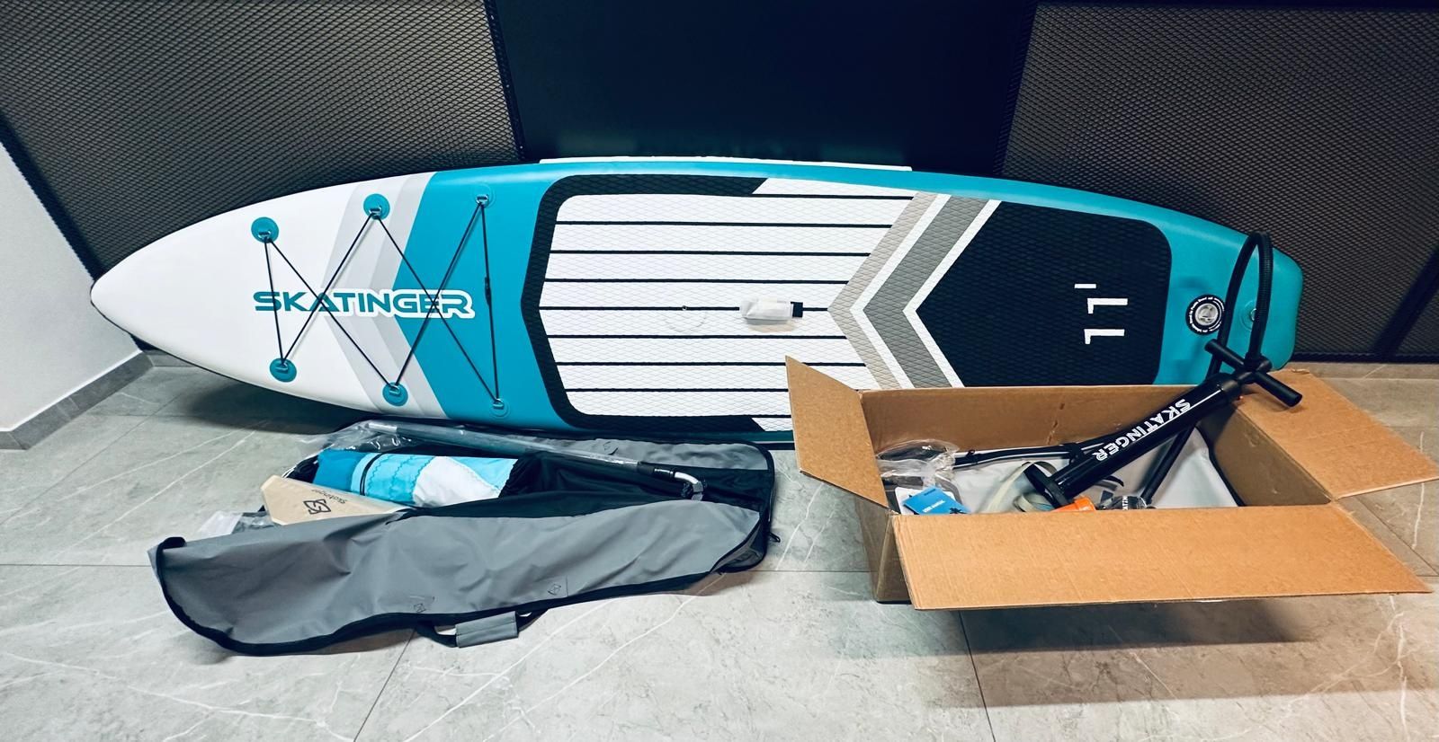 Nowa Deska windsurfing z żaglem , Sup .