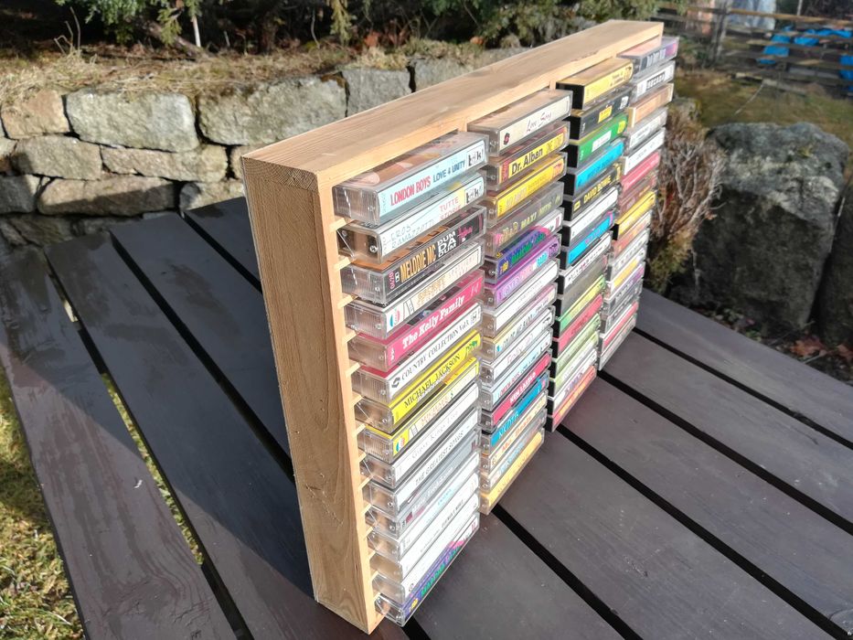 Kasety Magnetofonowe 60 szt + oryginalny organizer na kasety z lat PRL