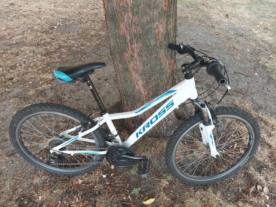 Rower Kross 24 sprawny z oświetleniem