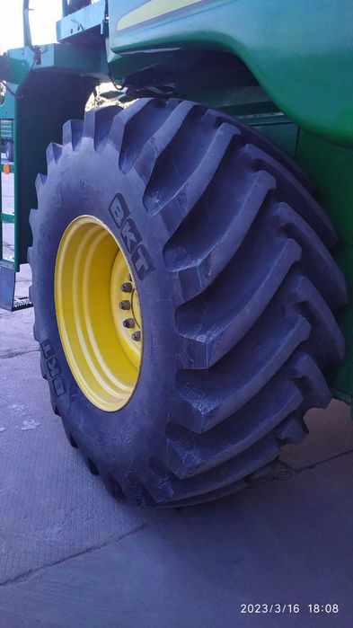 John Deere 9560i WTS (2005) – profesjonalny sprzęt rolniczy