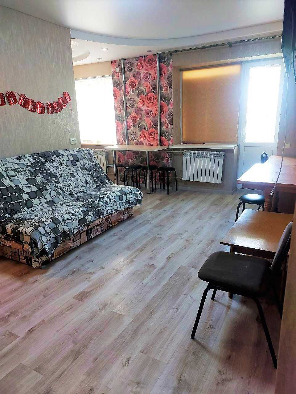Здається 2 кімнатна квартира в центрі вул. В. Стуса
