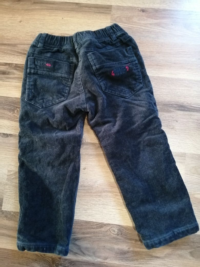 Sztruksowe spodnie rozm. 98
