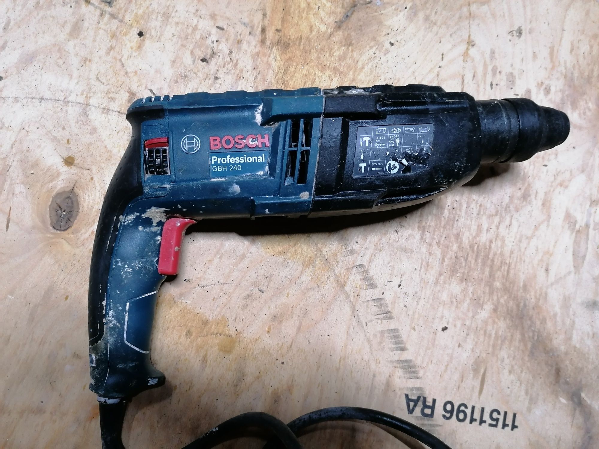 Młotowiertarka bosch gbh 240