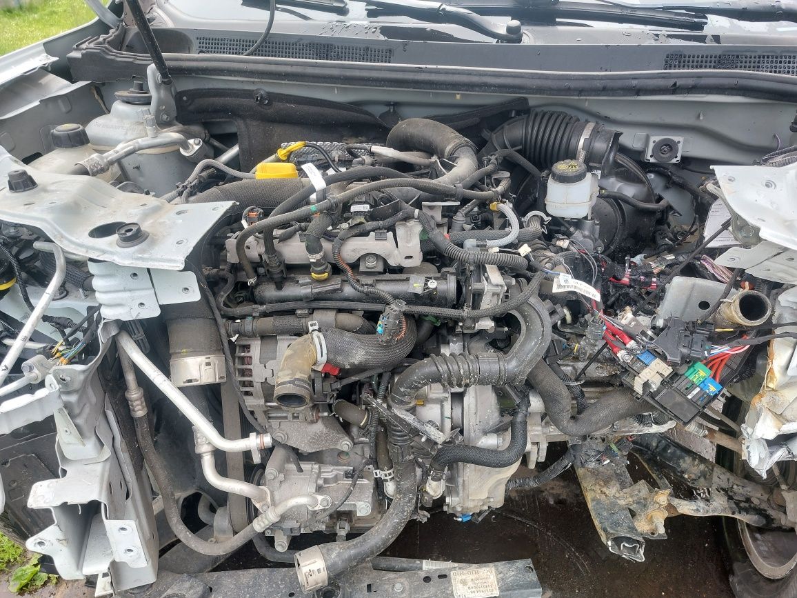 Dacia duster 2023r 1.0 benzyna gaz klimatyzacja kamera hak
