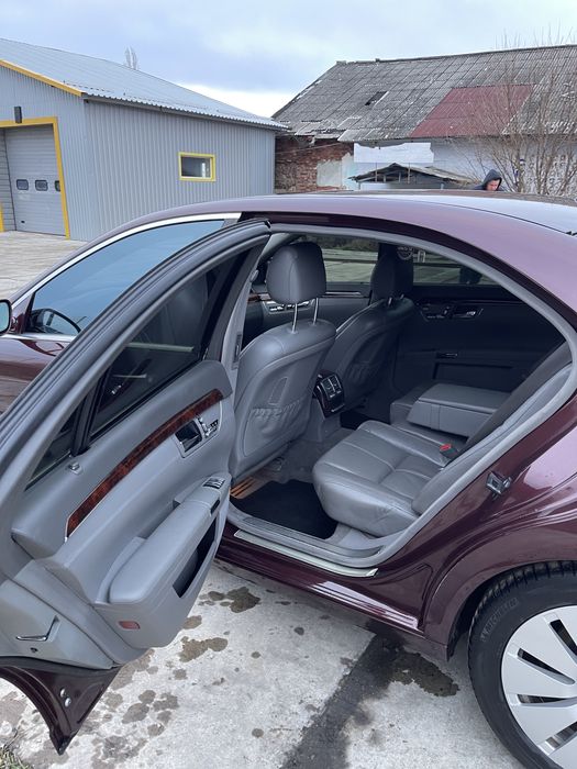 Mercedes Benz 221 Long