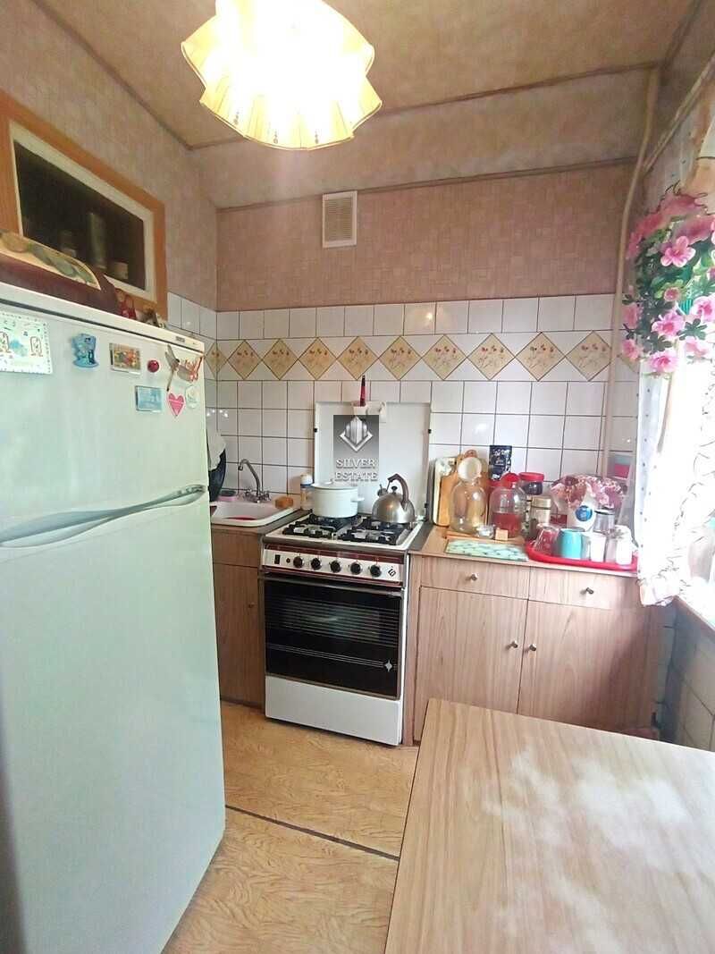 Продам 2-кімнатну квартиру, вул. Пархоменка, Шевченківський район