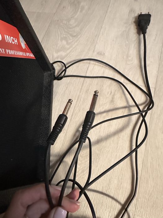 Комбоусилитель для бас гитары