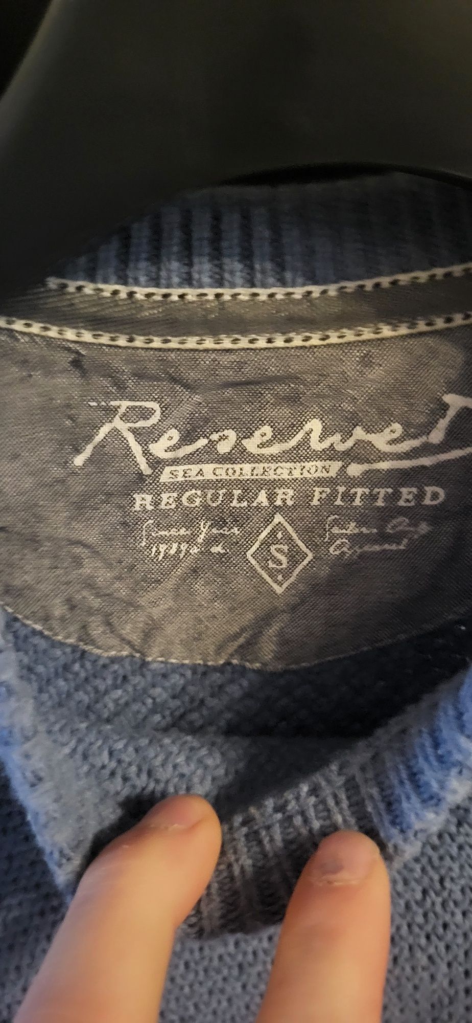 Reserved sweter M