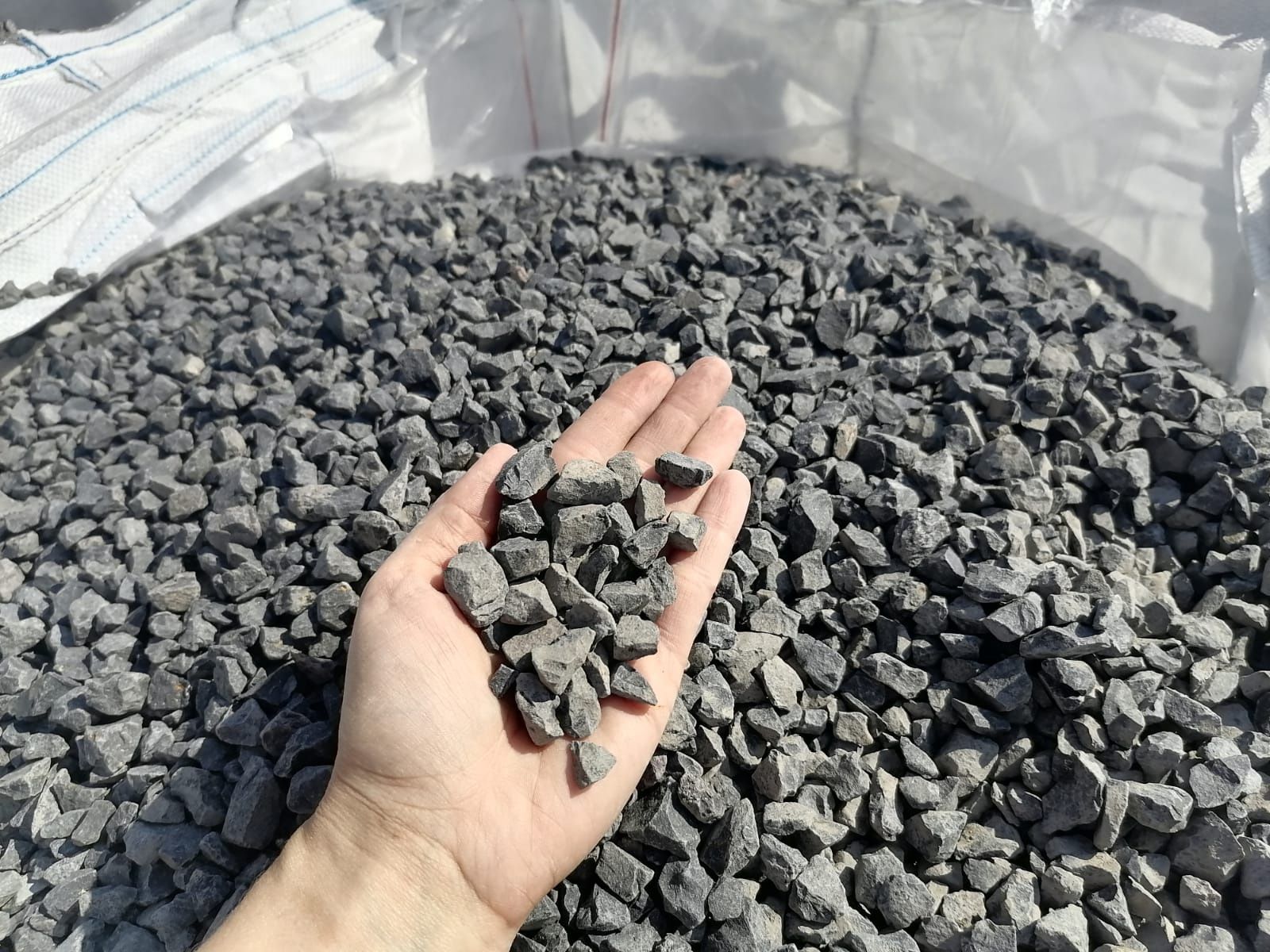Grys czarny grafitowy bazalt kamień naturalny darmowa dostawa + głaz