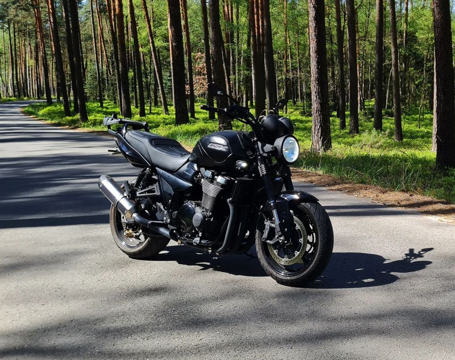 Suzuki GSX 1400 rok 2006 zawieszenie z B-King i Hayabusa