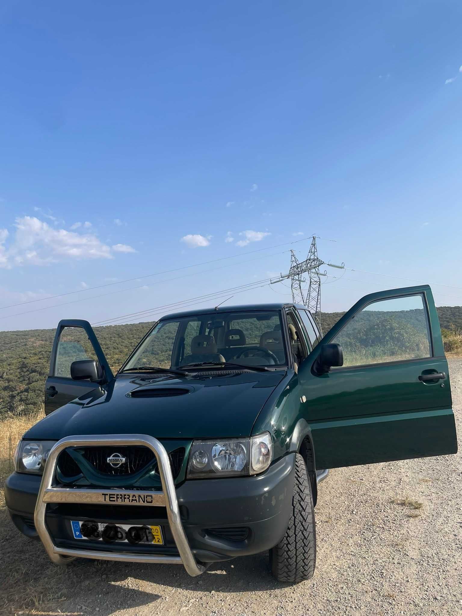 NISSAN Terrano II 2.7 TD