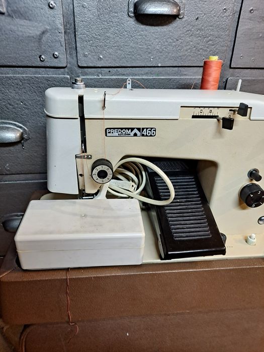 Maszyna do szycia Łucznik 466