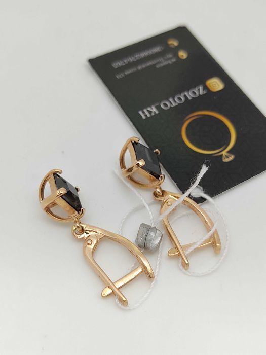 Золоті сережки 585’’ з оніксом