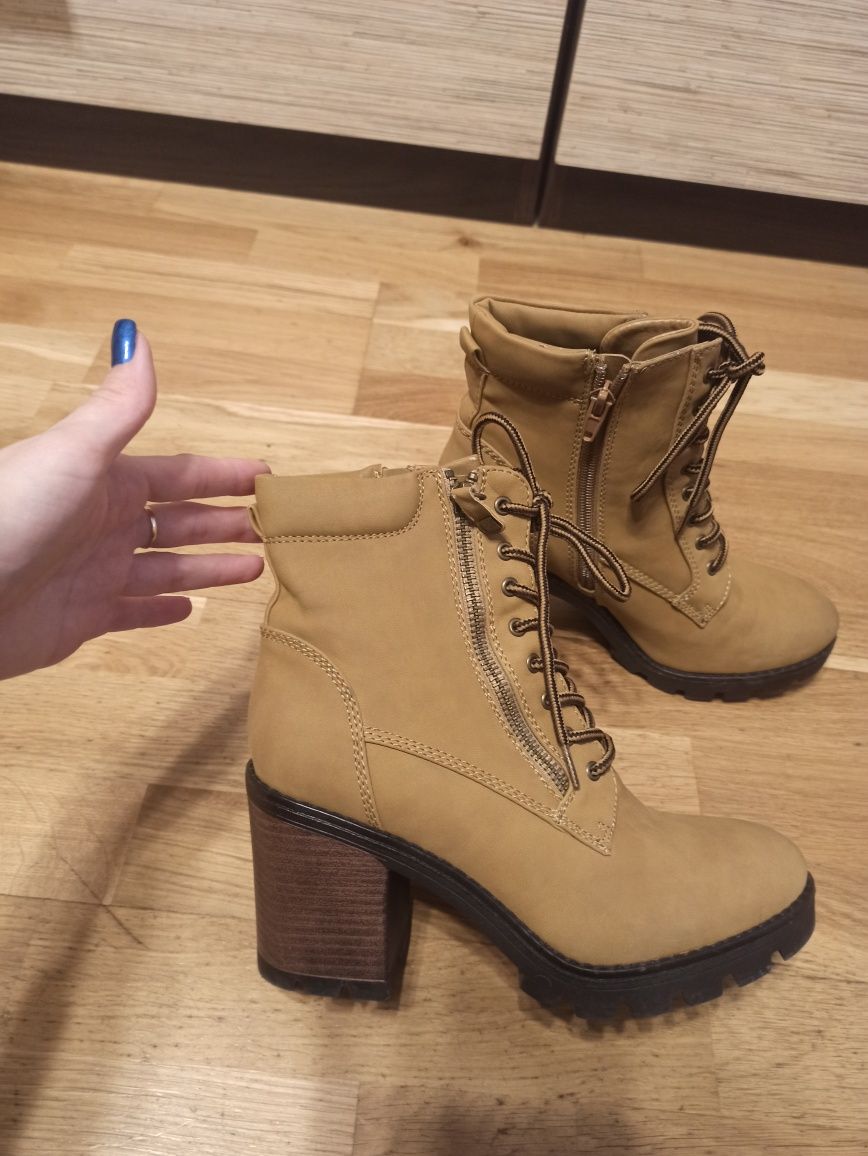 Botki workery obcas