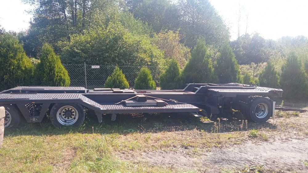 Przyczepa niskopodwoziowa LOHR specjalna pomoc drogowa