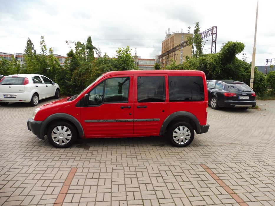 Ford tourneo connect b ekonomiczny z klima oplaty 03 2024 r